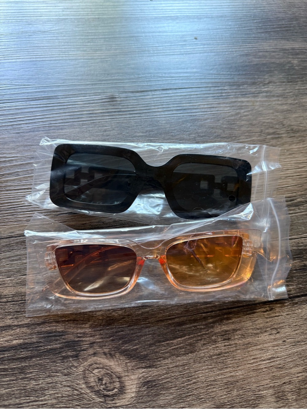 Set of 2 Rectangular Sunglasses - Black & Amber